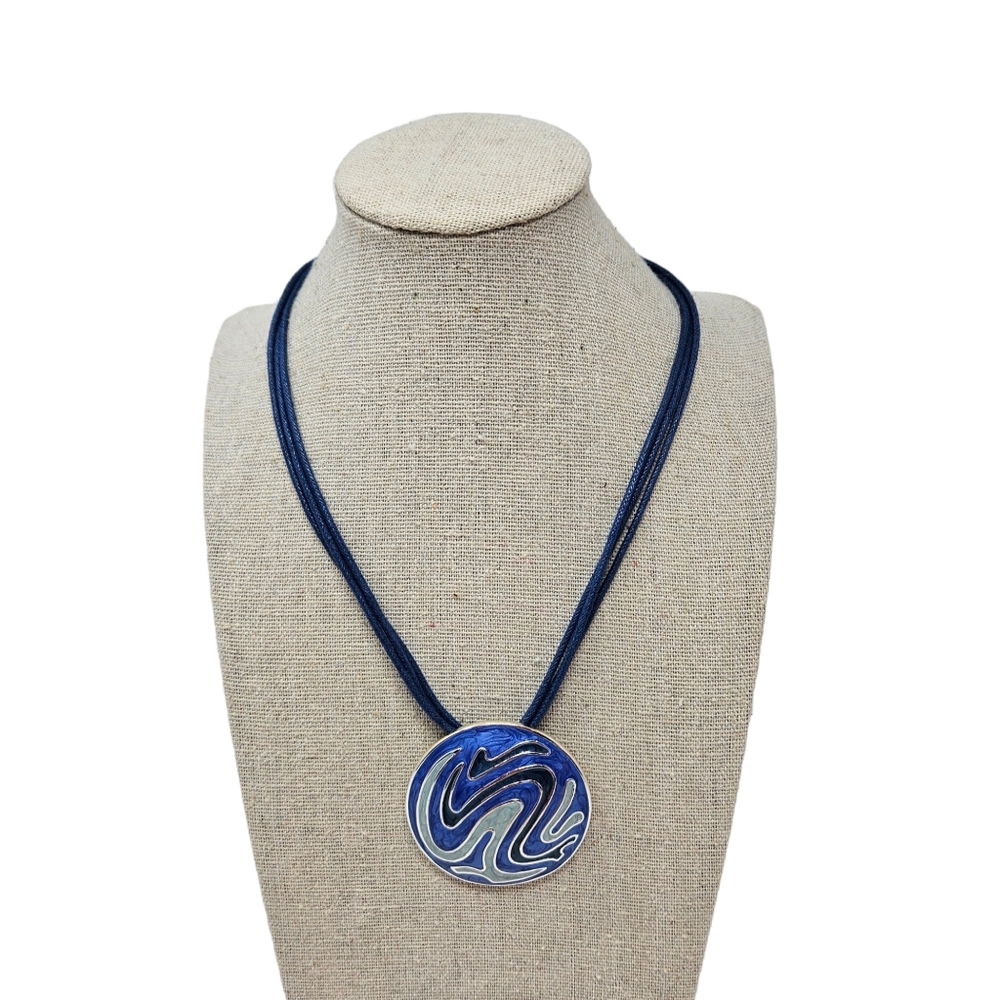 Circle Pendant Necklace Swirl Enamel Blue Silver Tone